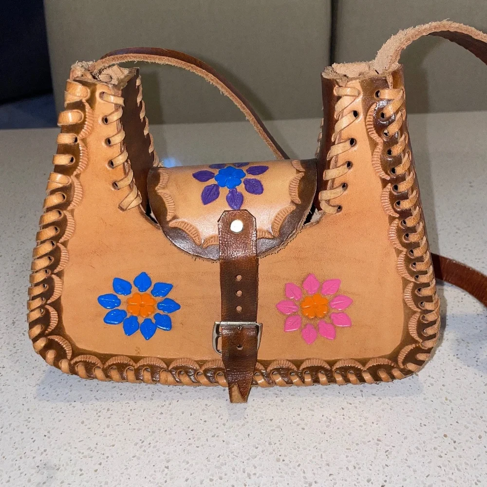 Hand Made tooled leather bag floral painted shoulder bag - Picture 1 of 6